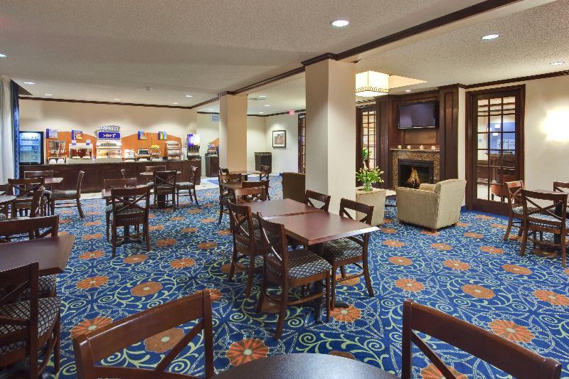 Holiday Inn Express & Suites Detroit - Novi By Ihg Екстериор снимка