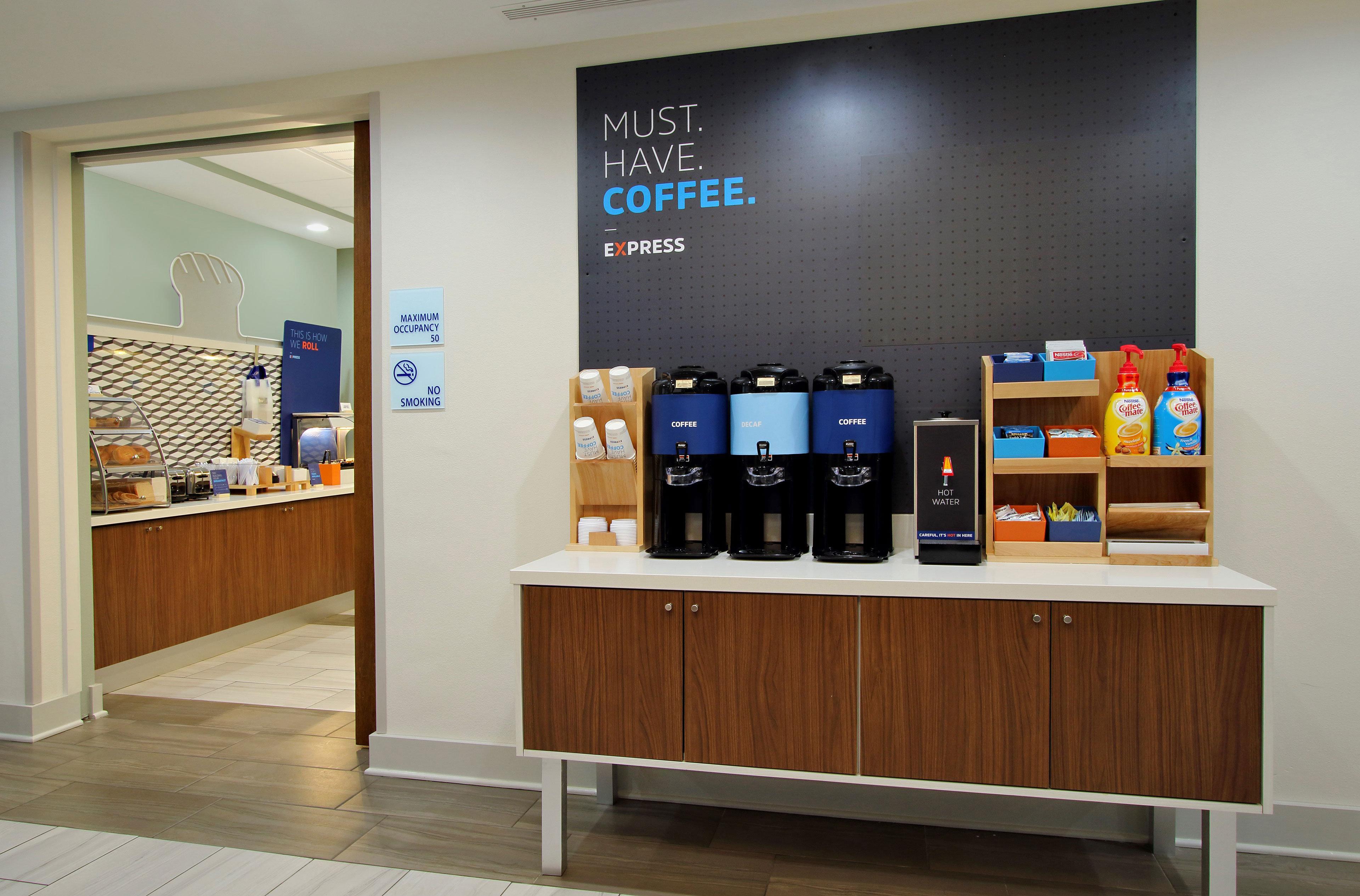 Holiday Inn Express & Suites Detroit - Novi By Ihg Екстериор снимка