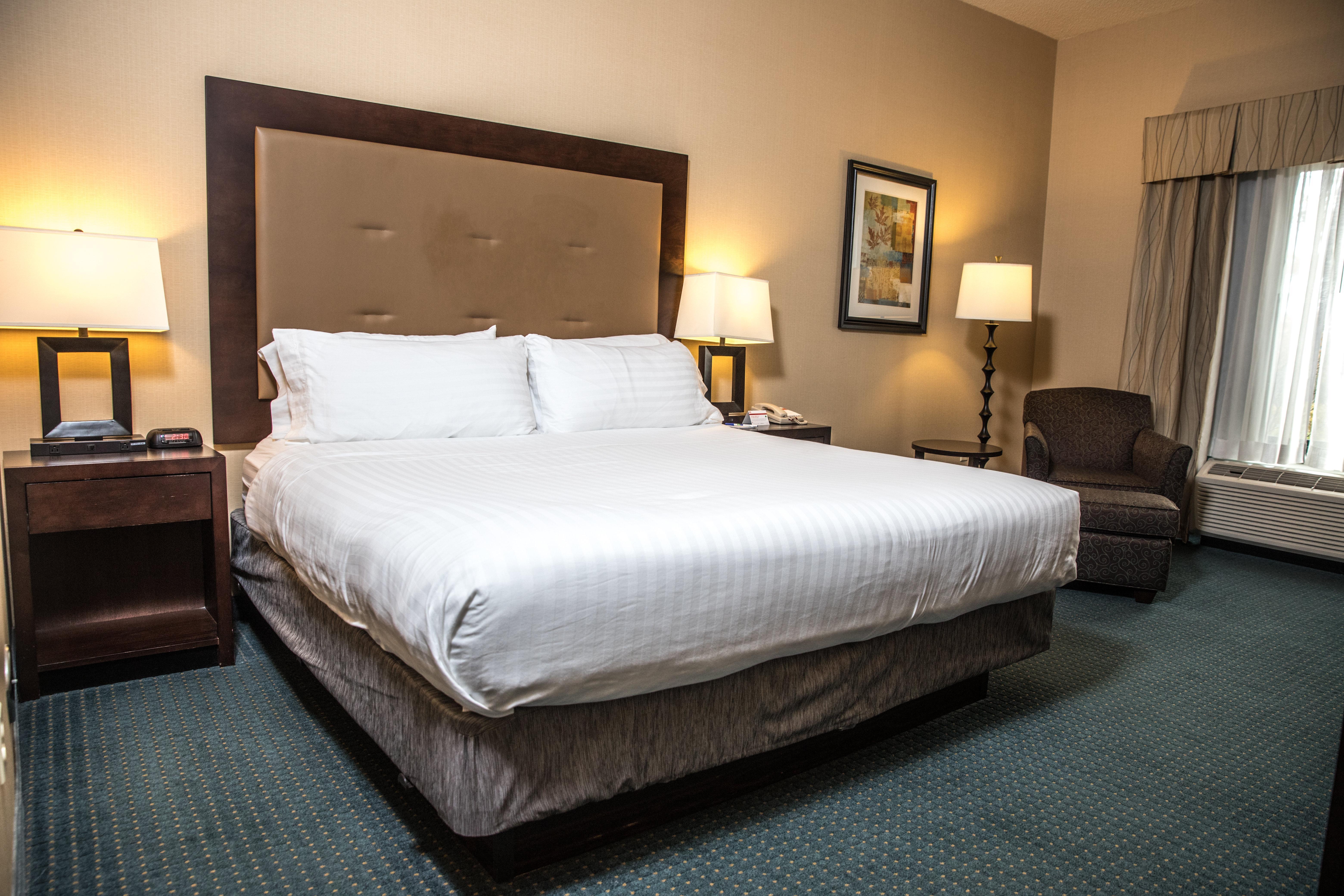 Holiday Inn Express & Suites Detroit - Novi By Ihg Екстериор снимка