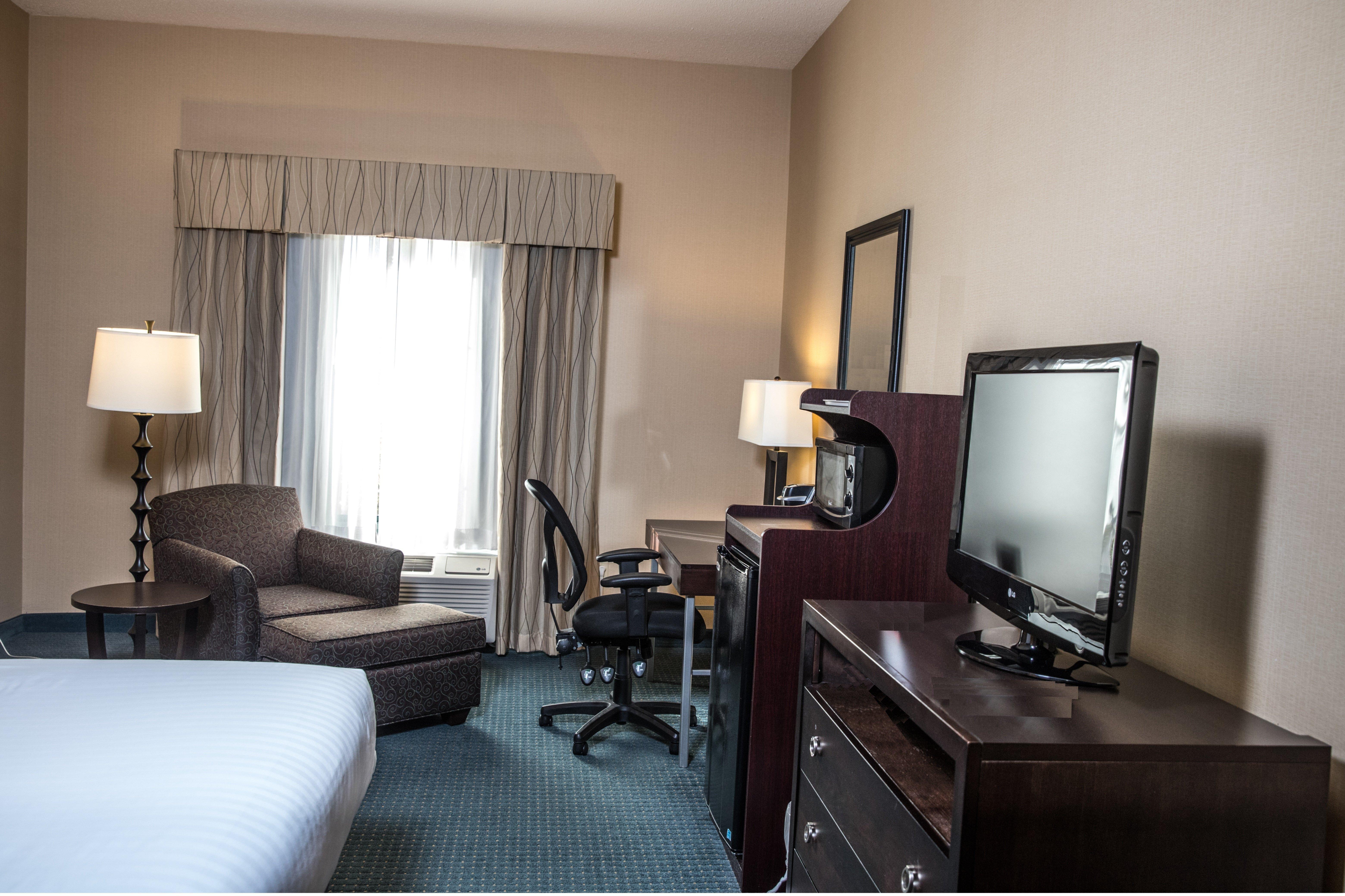 Holiday Inn Express & Suites Detroit - Novi By Ihg Екстериор снимка