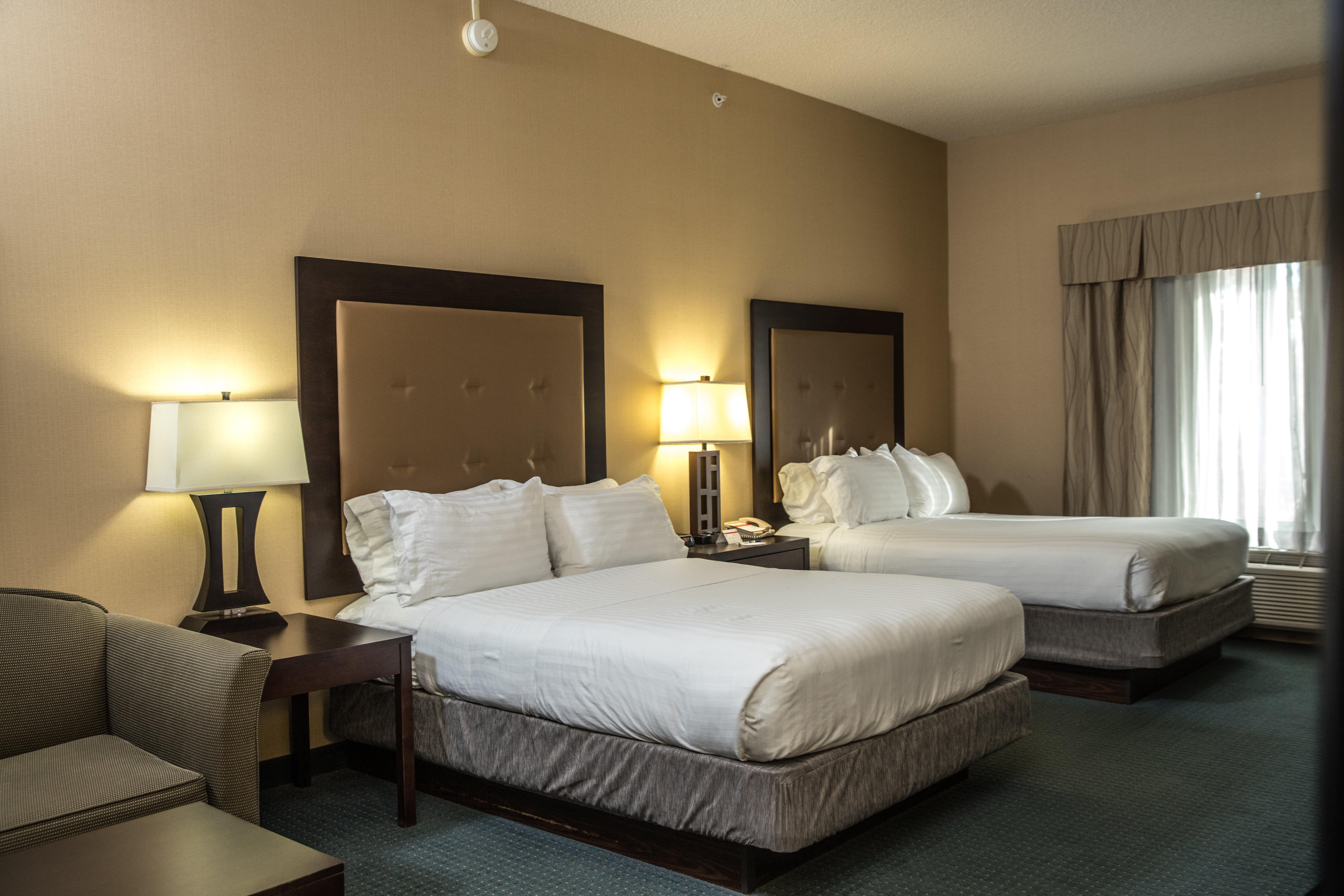 Holiday Inn Express & Suites Detroit - Novi By Ihg Екстериор снимка