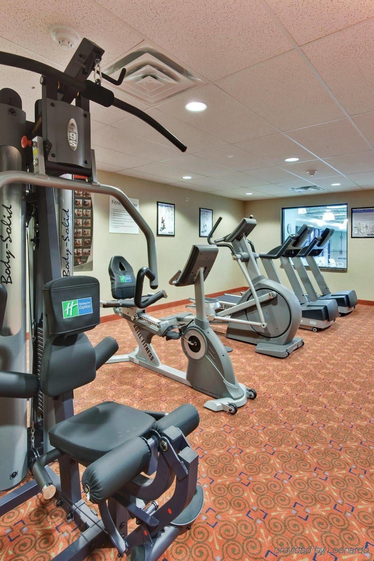 Holiday Inn Express & Suites Detroit - Novi By Ihg Екстериор снимка